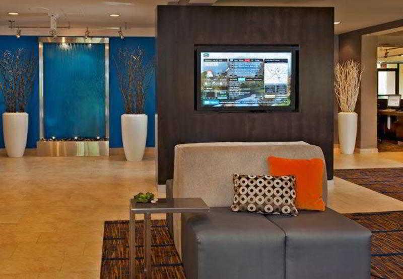 Hotel Courtyard By Marriott